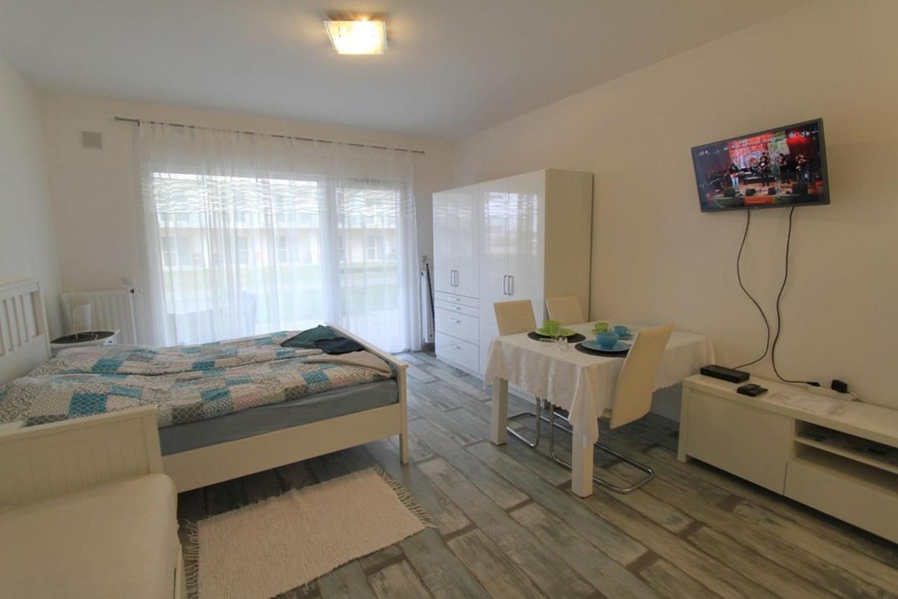 Velence Spa Lake Apartman Luaran gambar